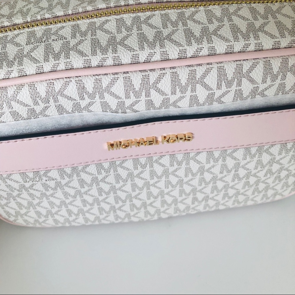 MICHAEL KORS KENLY LARGE CROSSBODY IN POWDER BLUSH - Picture 6 of 9